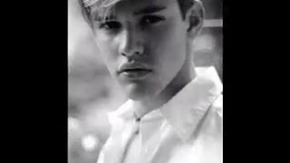 Гей видео с фотками красивых парней