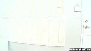 Жаркие стоны парня которого трахают негры