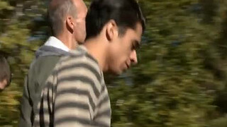 Опытный мужик пристроился к молоденькому парню сзади и отымел его в очко