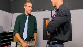 Сексуальные геи дерут друг друга в задницы толстыми залупами